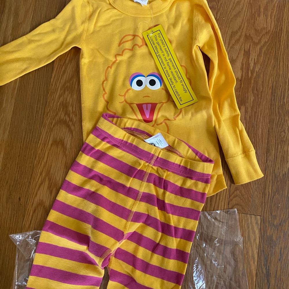 NWT Pajama Hanna Andersson Sesame street Big Bird size 3